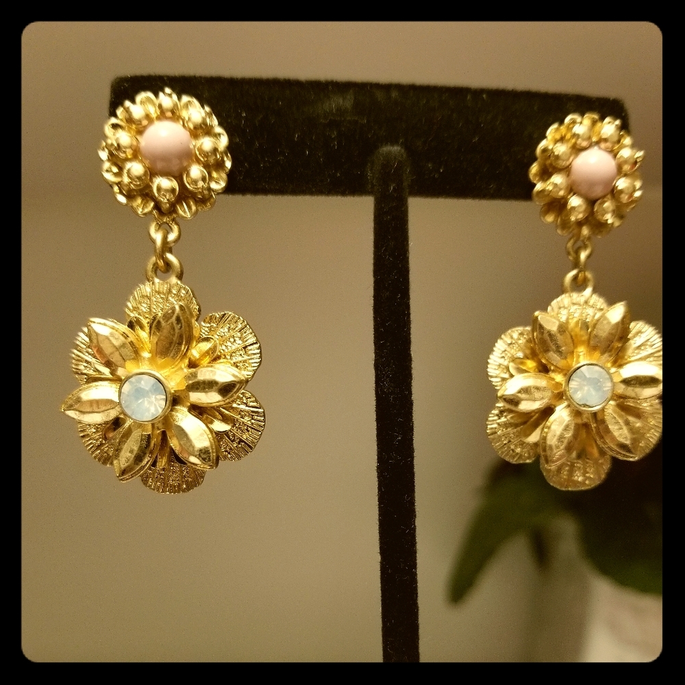 Earring/Stretch bracelet SET.